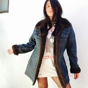 Vintage Denim Jacket with Brown Faux Fur Trim